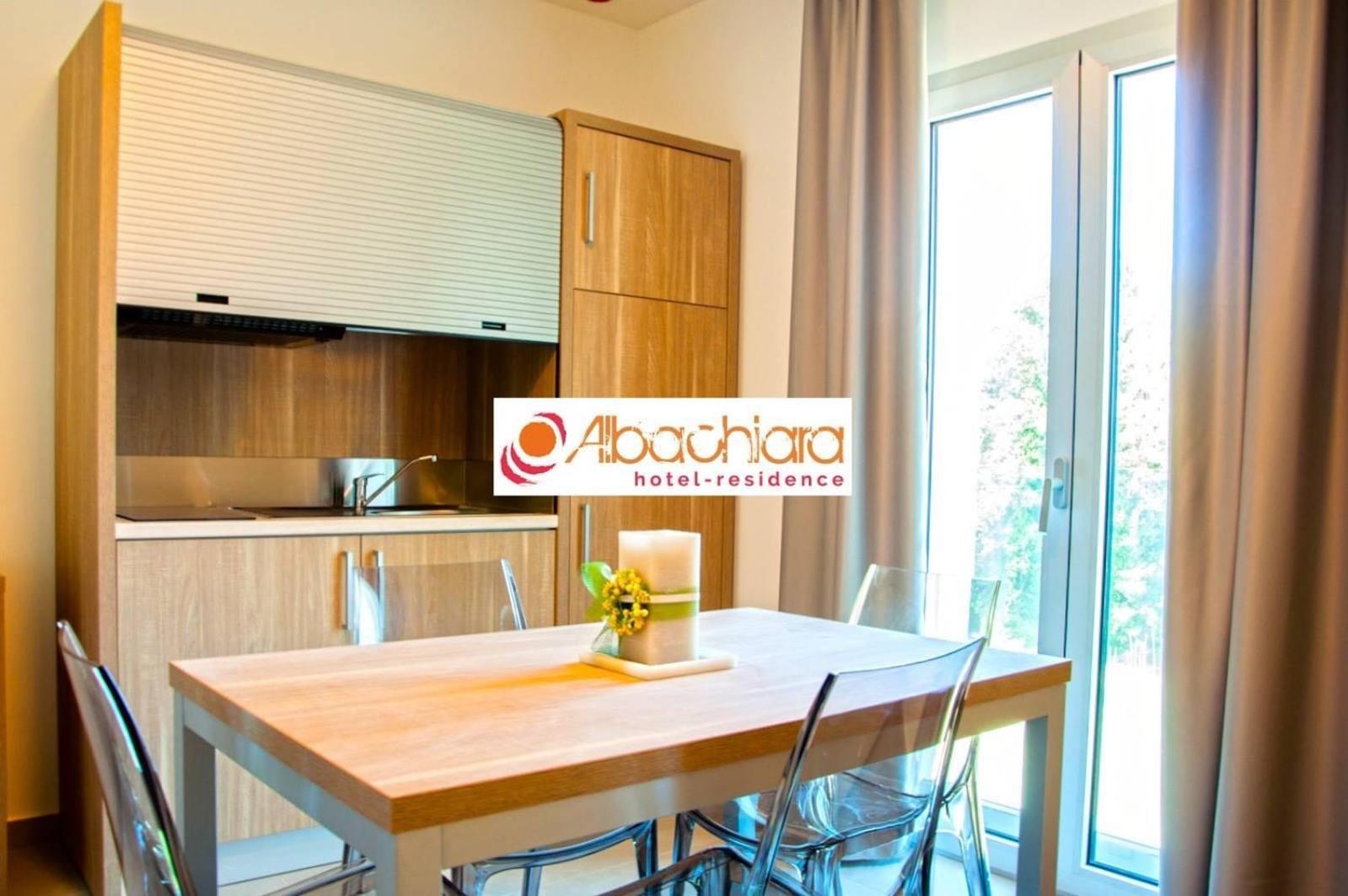 Residence Hotel Albachiara Rimini Buitenkant foto