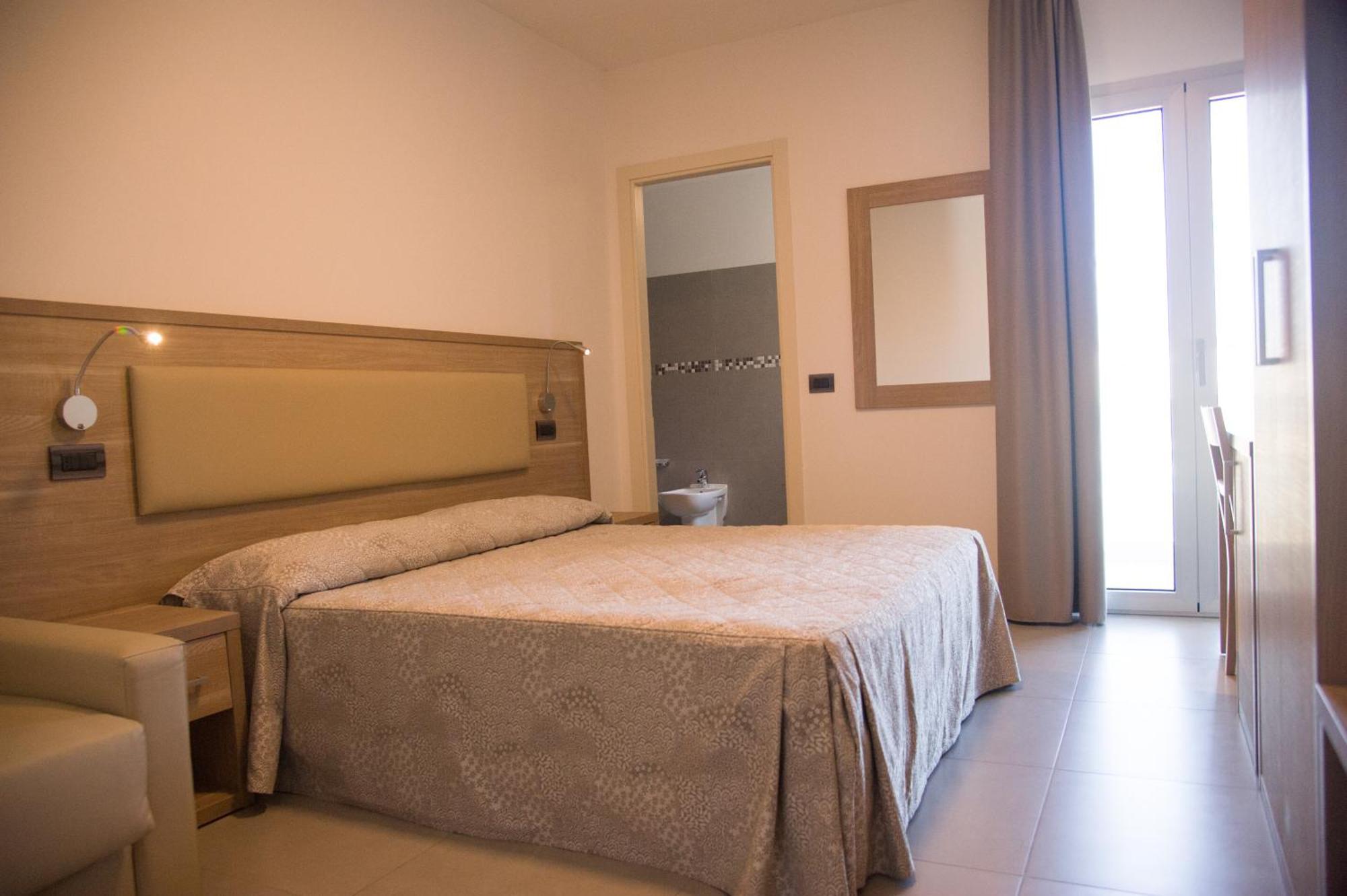 Residence Hotel Albachiara Rimini Buitenkant foto