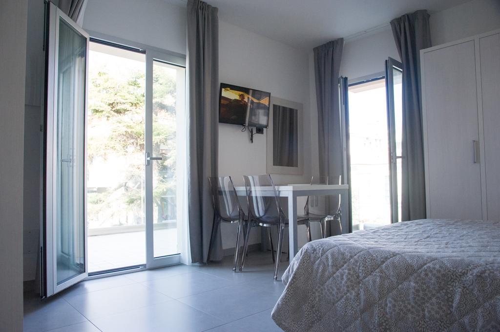 Residence Hotel Albachiara Rimini Buitenkant foto