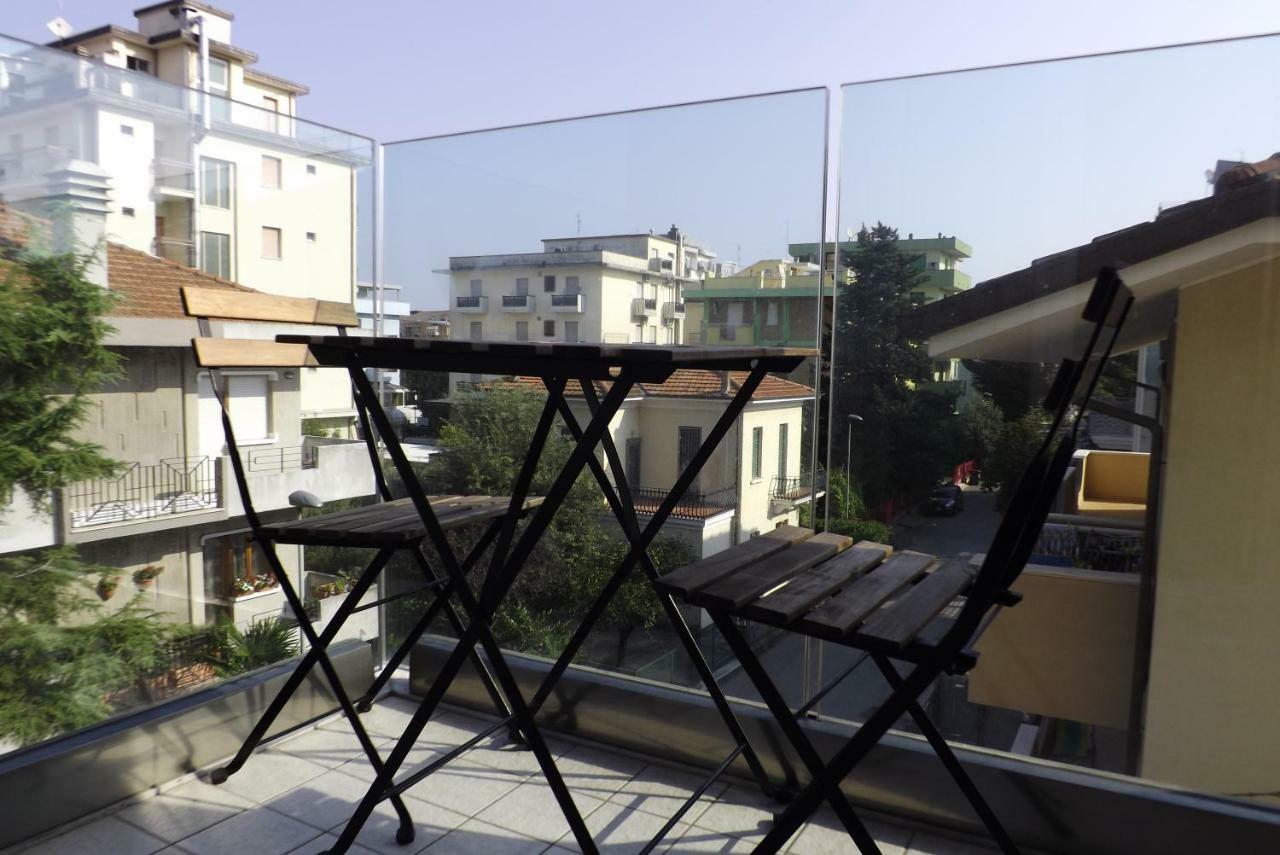 Residence Hotel Albachiara Rimini Buitenkant foto